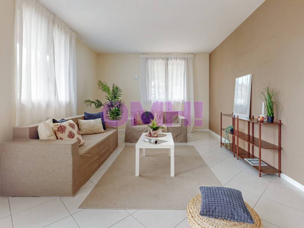 appartamento in vendita a Laveno-Mombello in zona Laveno