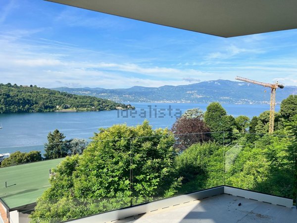 appartamento in vendita a Laveno-Mombello