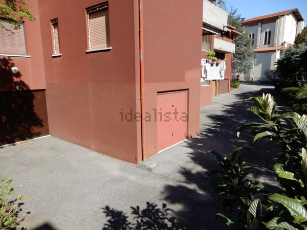 ufficio in vendita a Laveno-Mombello