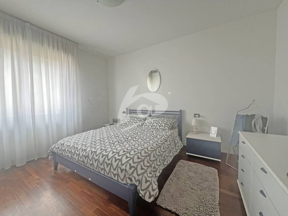 appartamento in vendita a Laveno-Mombello in zona Laveno