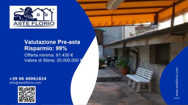 casa indipendente in vendita a Laveno-Mombello