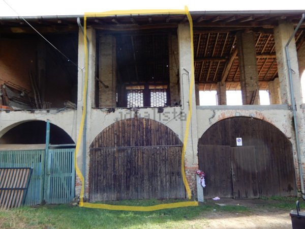 appartamento in vendita a Laveno-Mombello