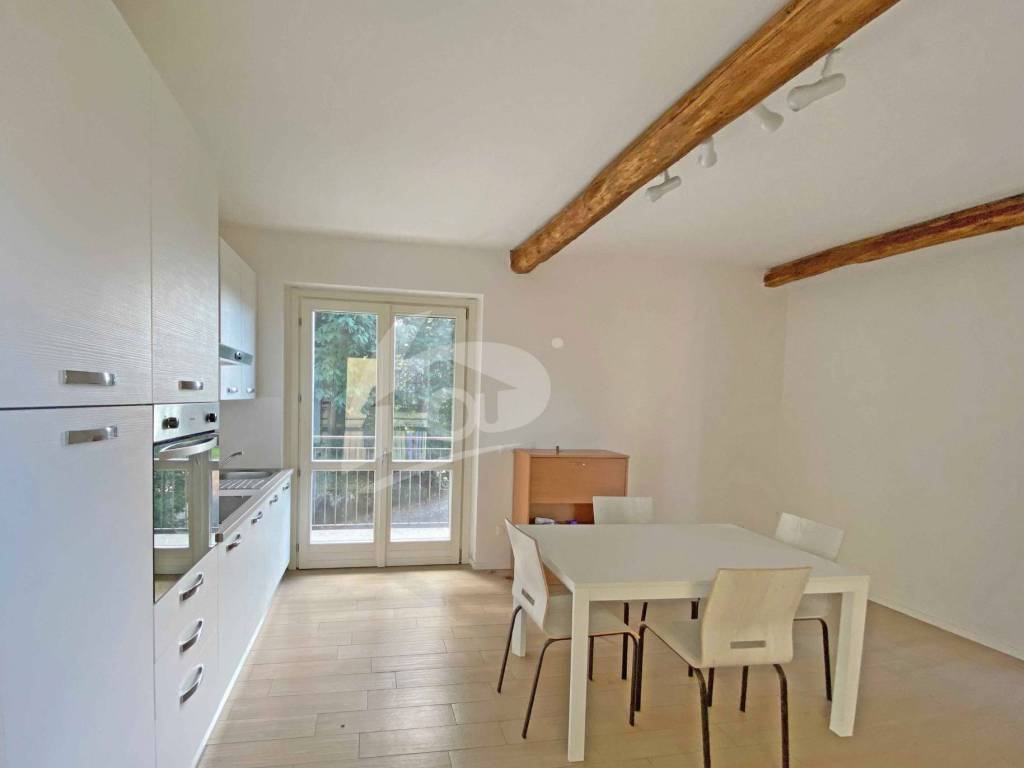 appartamento in vendita a Laveno-Mombello in zona Cerro