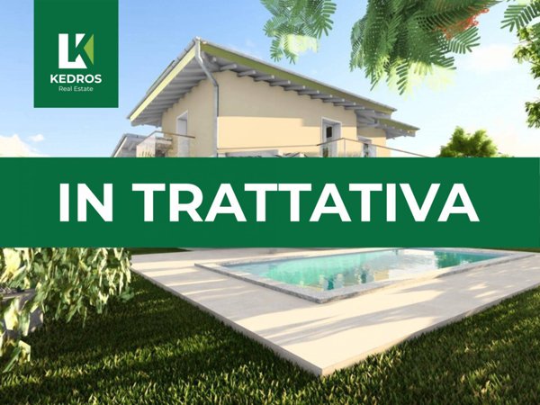 casa indipendente in vendita a Laveno-Mombello in zona Laveno