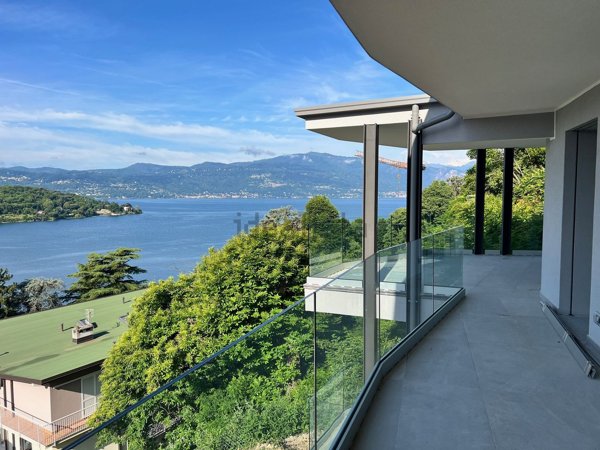appartamento in vendita a Laveno-Mombello
