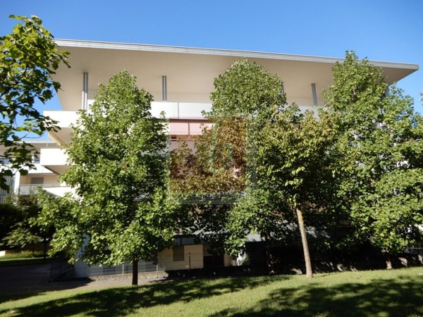 appartamento in vendita a Laveno-Mombello in zona Laveno