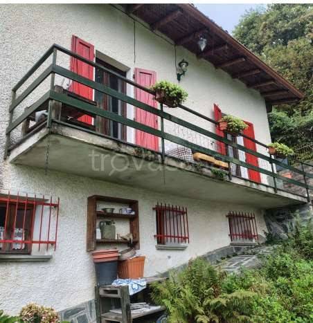 appartamento in vendita a Laveno-Mombello