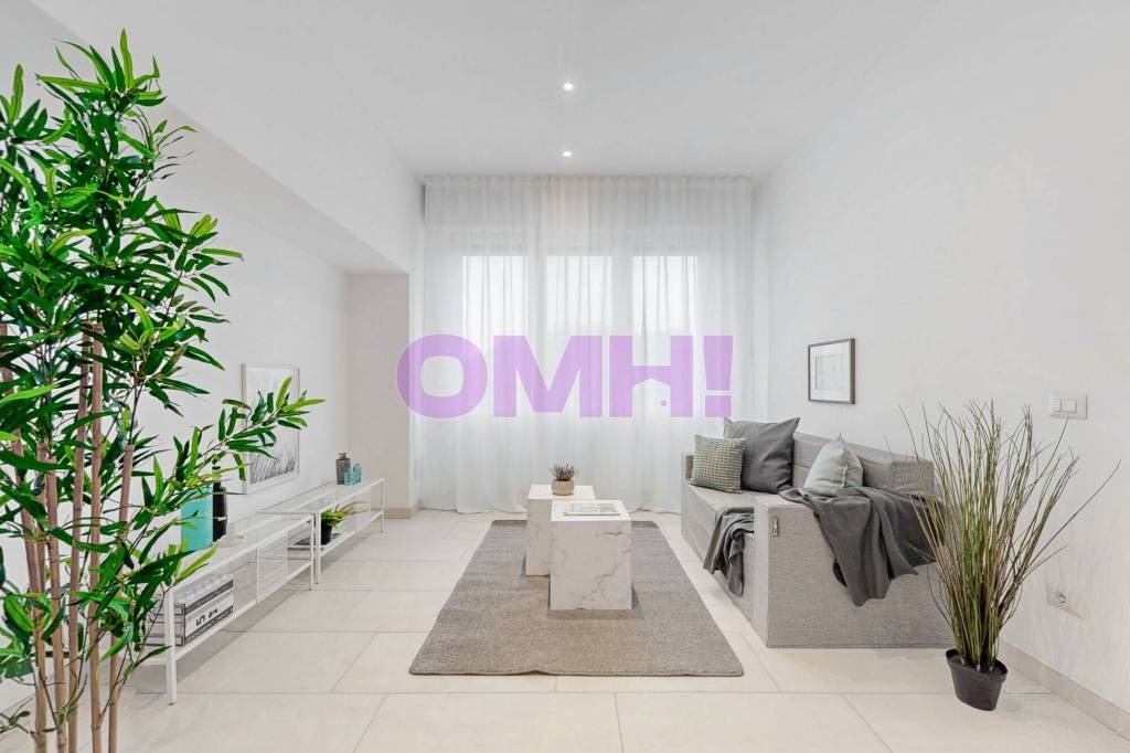 appartamento in vendita a Laveno-Mombello in zona Laveno