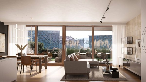 appartamento in vendita a Laveno-Mombello