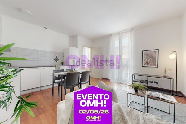 appartamento in vendita a Laveno-Mombello in zona Corte