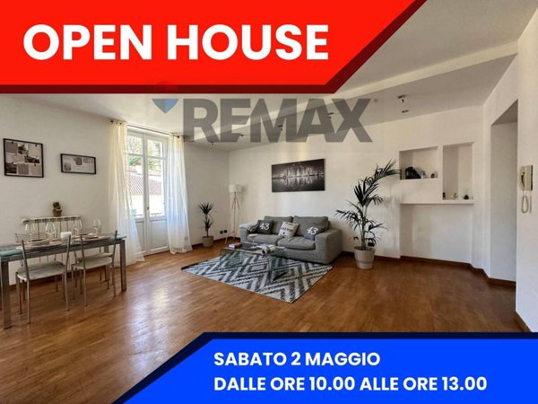 appartamento in vendita a Laveno-Mombello in zona Laveno