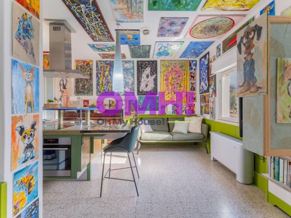 casa indipendente in vendita a Laveno-Mombello in zona Profarè