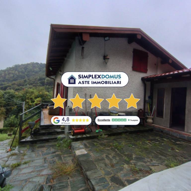 casa indipendente in vendita a Laveno-Mombello in zona Laveno