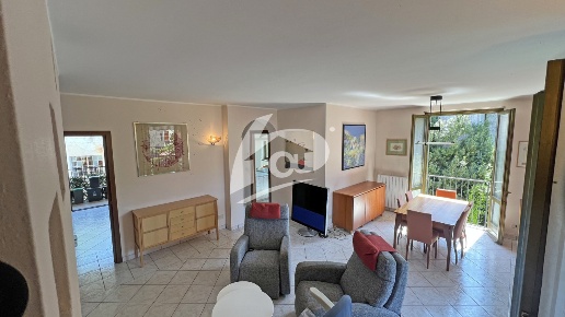 appartamento in vendita a Laveno-Mombello in zona Brugnolo