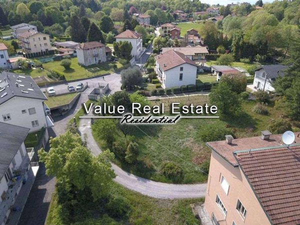 appartamento in vendita a Leggiuno