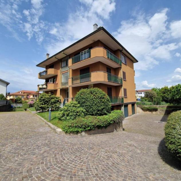 appartamento in vendita a Leggiuno