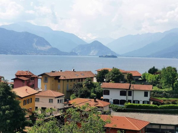 appartamento in vendita a Leggiuno