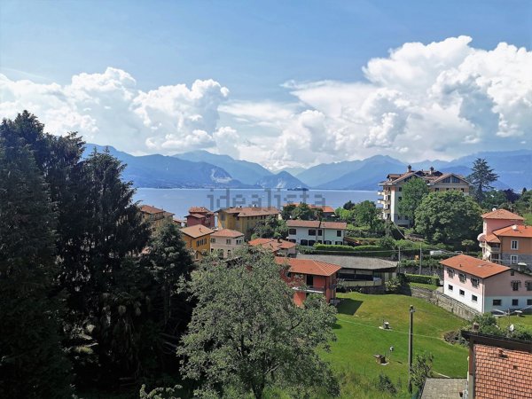 appartamento in vendita a Leggiuno
