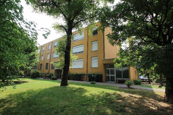 appartamento in vendita a Leggiuno in zona Reno