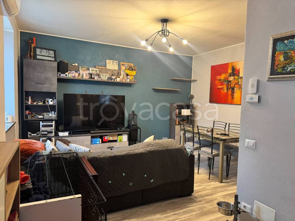 appartamento in vendita a Leggiuno