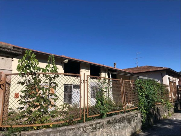 ufficio in vendita a Leggiuno