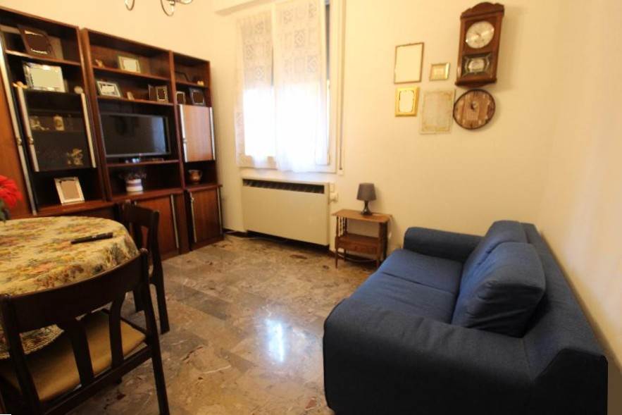 appartamento in vendita a Leggiuno in zona Reno