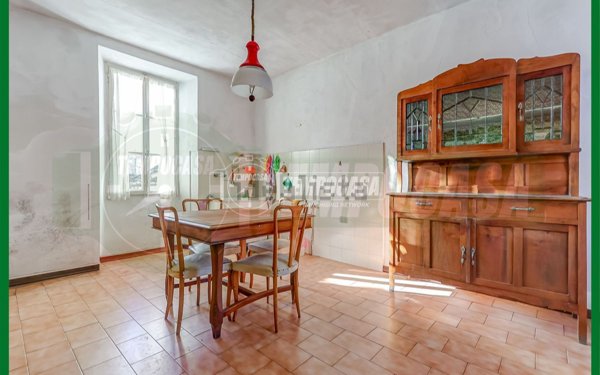 appartamento in vendita a Leggiuno