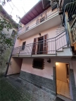 casa indipendente in vendita a Leggiuno in zona Arolo