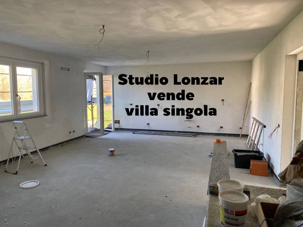 casa indipendente in vendita a Leggiuno in zona Reno