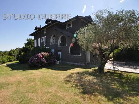 casa indipendente in vendita a Leggiuno in zona Mirasole