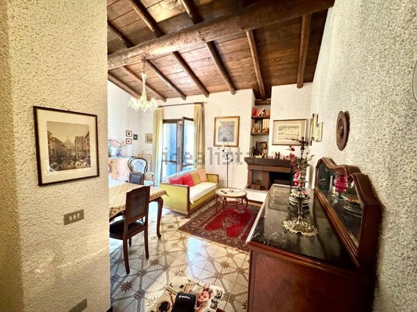 appartamento in vendita a Leggiuno