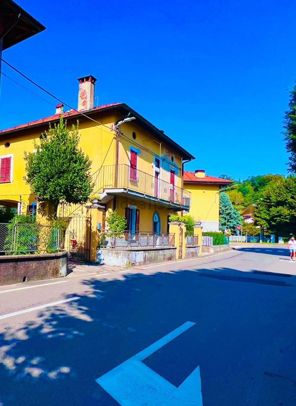 appartamento in vendita a Leggiuno