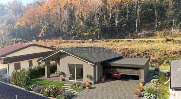 casa indipendente in vendita a Leggiuno