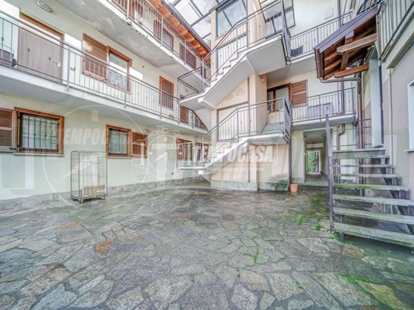 appartamento in vendita a Leggiuno