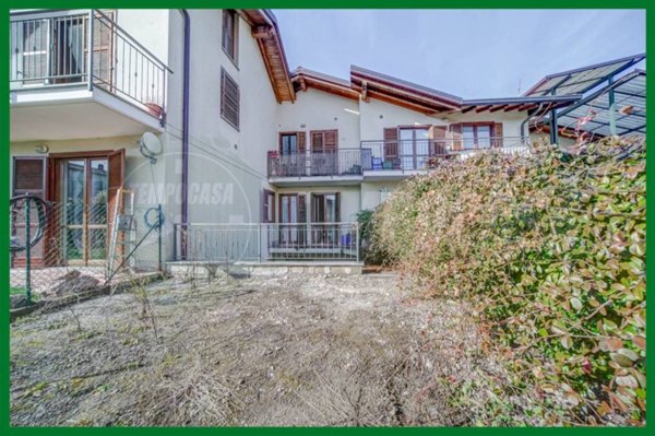 appartamento in vendita a Leggiuno