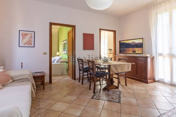 appartamento in vendita a Leggiuno in zona Reno