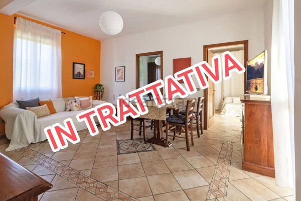 appartamento in vendita a Leggiuno in zona Reno