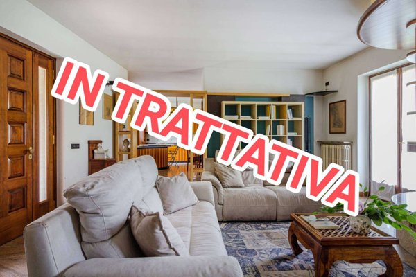 casa indipendente in vendita a Leggiuno in zona Marzaro