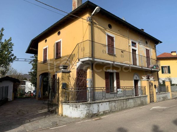 appartamento in vendita a Leggiuno