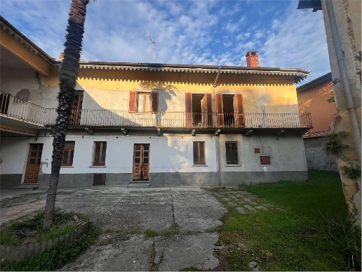 appartamento in vendita a Leggiuno