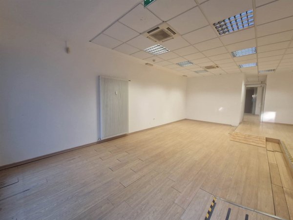 appartamento in vendita a Leggiuno in zona Reno