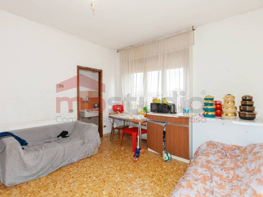 appartamento in vendita a Lonate Ceppino