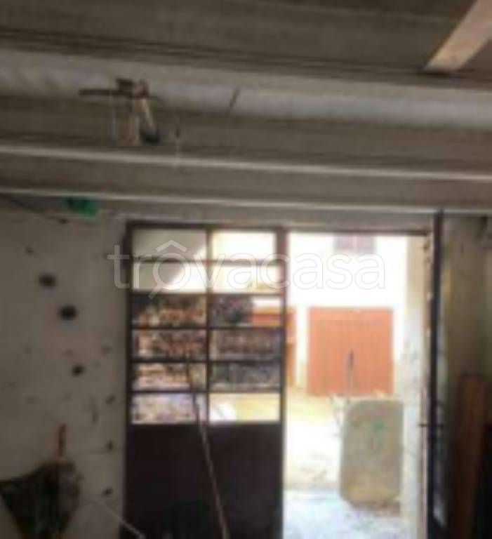 appartamento in vendita a Lonate Ceppino
