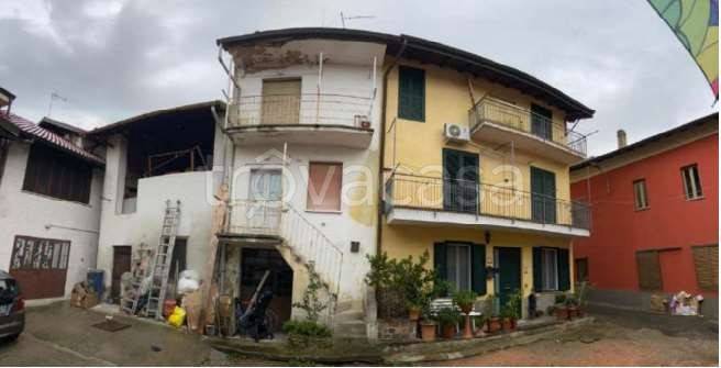 appartamento in vendita a Lonate Ceppino