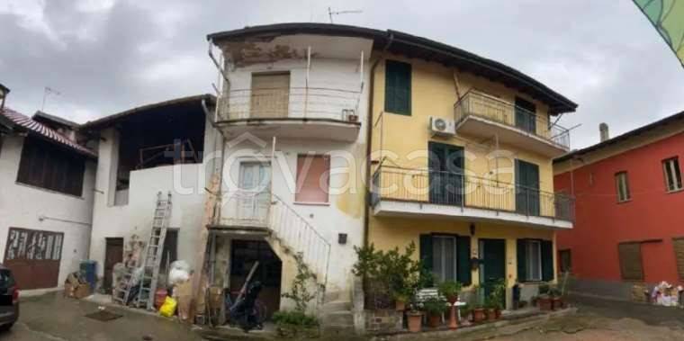 appartamento in vendita a Lonate Ceppino