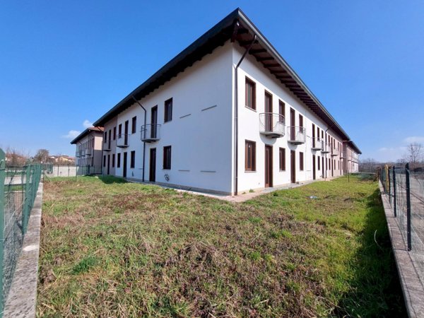 appartamento in vendita a Lonate Ceppino