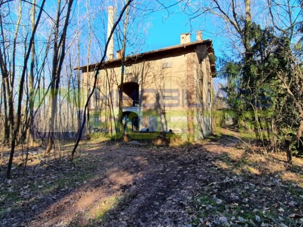 casa indipendente in vendita a Lonate Ceppino