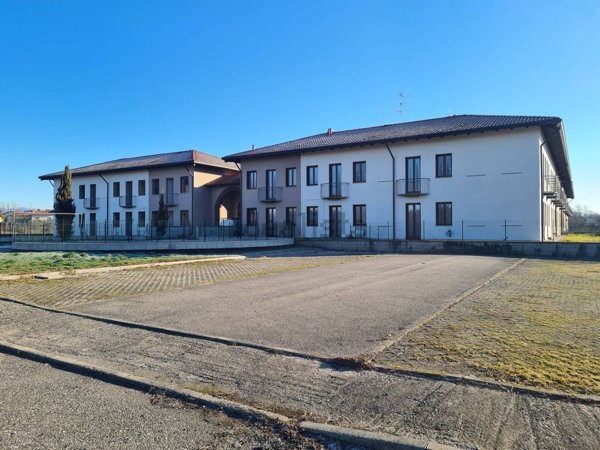 appartamento in vendita a Lonate Ceppino