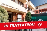 casa indipendente in vendita a Lonate Ceppino