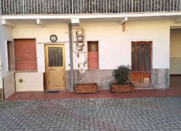 appartamento in vendita a Lonate Ceppino
